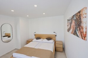 1 Schlafzimmer, Zimmersafe, Reisekinderbett, kostenloses WLAN