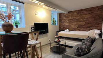 1 chambre, fer et planche Ă  repasser, Wi-Fi, draps fournis