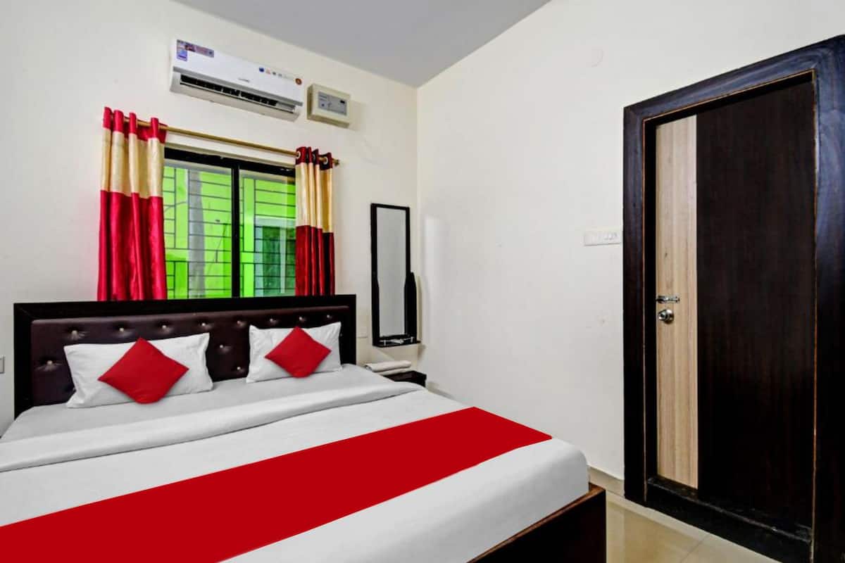 Deluxe Double Room, City View