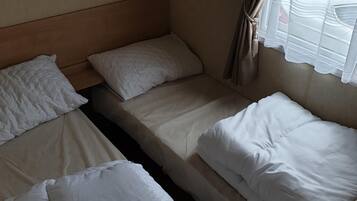 Cabin | 3 bedrooms, iron/ironing board