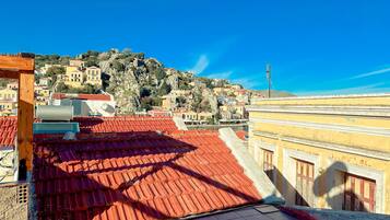 ํ
๋ผ์ค/ํํฐ์ค