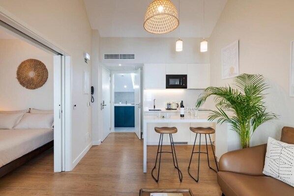 In-room safe, iron/ironing board, free WiFi