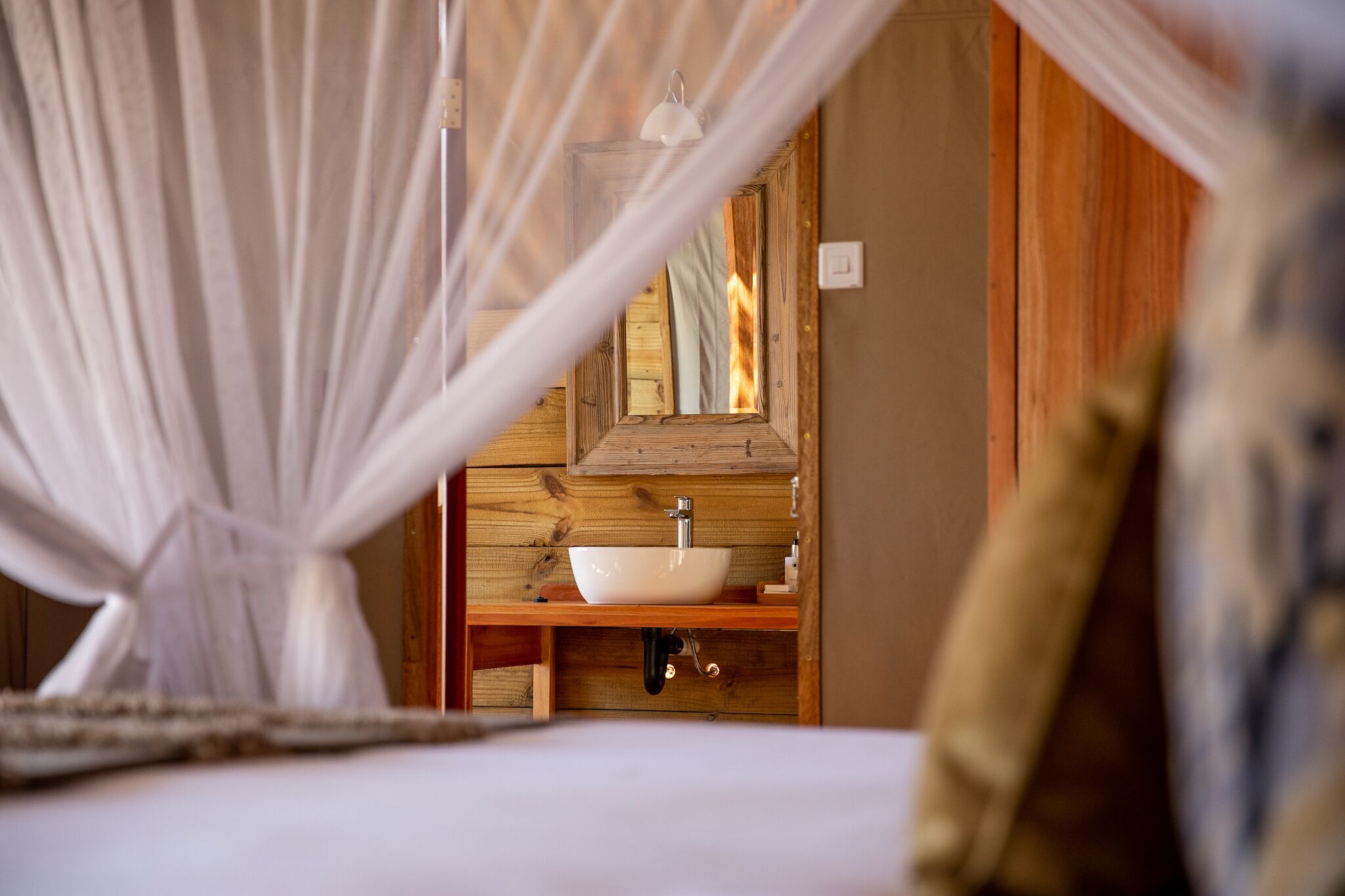 In-room safe, desk, laptop workspace, bed sheets