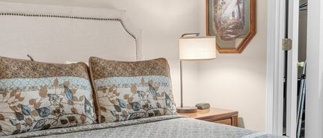 Condo, 2 Bedrooms | 2 bedrooms, free WiFi