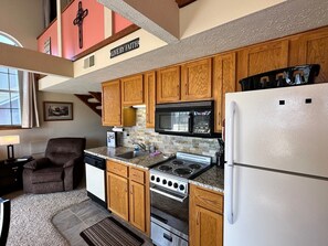 Condo, 2 Bedrooms | Private kitchen - Dreamers Delight 2 Bedroom Condo by RedAwning (Branson)