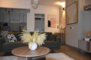 24-Zoll-Smart-TV mit Digitalempfang