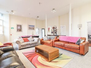 Interior - The Lombard (Dolgellau)