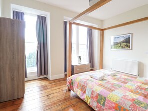17 bedrooms, individually decorated, individually furnished - The Lombard (Dolgellau)
