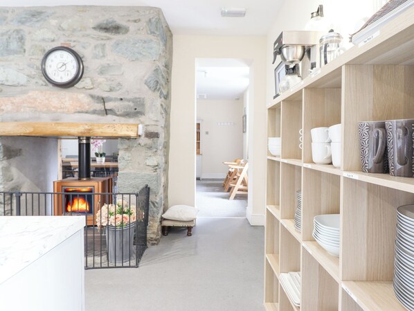 Interior - The Lombard (Dolgellau)