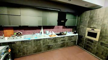 Asrama Umum Standar | Dapur bersama | Ketel listrik
