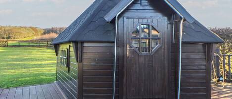 Cottage | Exterior detail