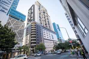 Apartment (2 Bedrooms) | Interior - 16 On Bree Unit 1713 (Cape Town)