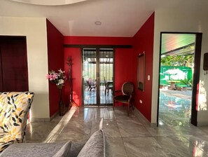 Interior - Cottage Malinche Quepos (Naranjito)