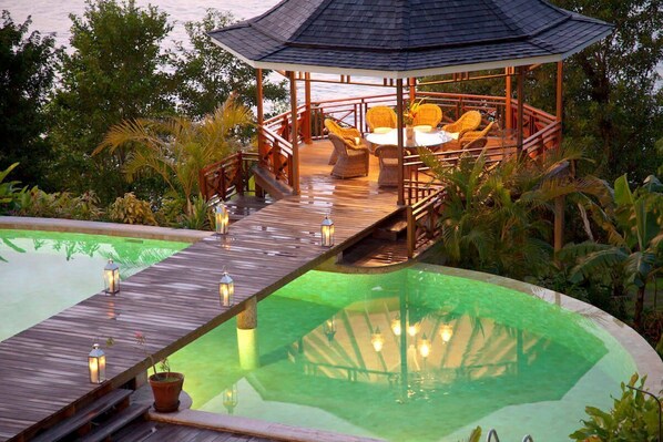 Water view - Luxurious 6 Bedroom Villa (Marigot Bay)