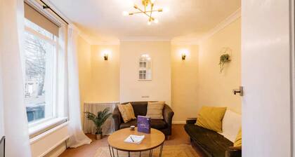 Cozy Peaceful House, Free Parking & Garden