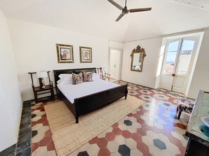 6 Schlafzimmer, Bügeleisen/Bügelbrett, WLAN, Bettwäsche