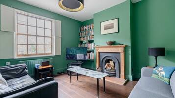 Rumah Basic | Area keluarga | TV