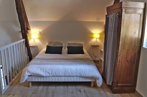 2 Schlafzimmer, Bügeleisen/Bügelbrett, WLAN, Bettwäsche