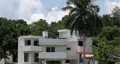 Bacalar Casa Azul Excelente Ubicación, Casa Privada a la Orilla de la Laguna