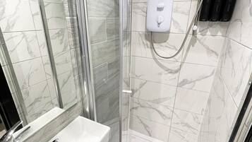 Towels, soap, shampoo, toilet paper