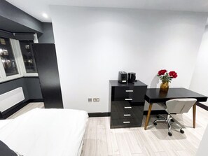 1 soverom, strykejern/-brett, wi-fi og sengetøy