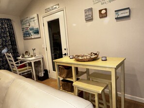 Interior - SCHOTTs BnB  (Nipomo)