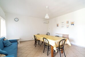 Dining room - 2463 Villetta Ginestra by Barbarhouse (Porto Cesareo)