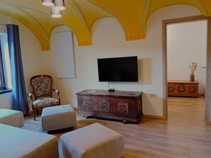 Leilighet – standard | Oppholdsområde | Smart-TV