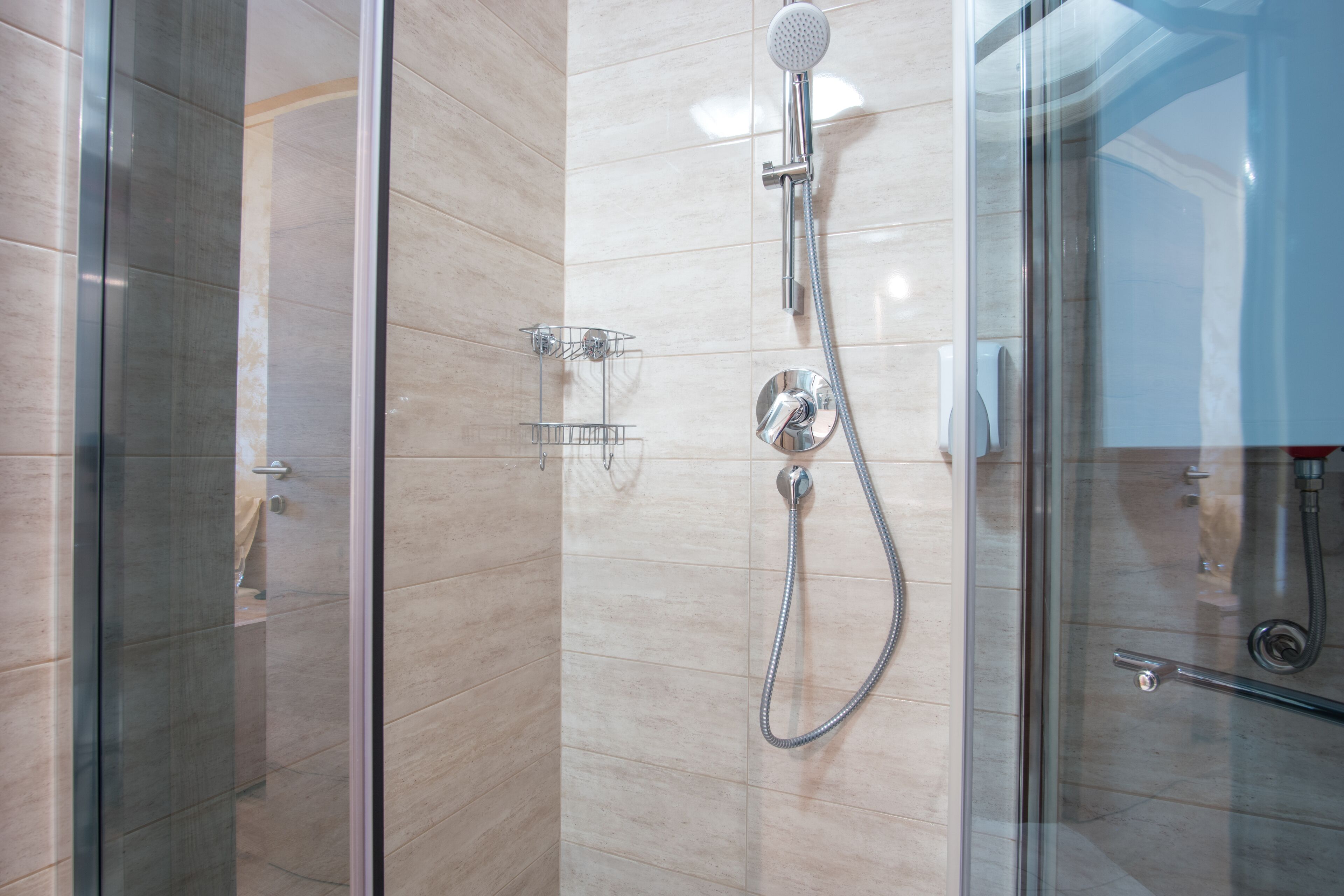 Standard Double Room | Bathroom | Shower, free toiletries, hair dryer, slippers