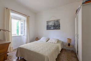 2 bedrooms, iron/ironing board - Di Mezzu - Proche plage et vue montagnes (Corbara)