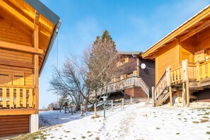 Exterior - Chalet L’Embellie - Chalet avec piscine partagée (Saint-Laurent-en-Grandvaux)