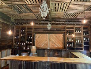 酒吧（店内）