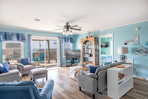 Sea Therapy, Almost Oceanfront Home in Emerald Isle, NC!