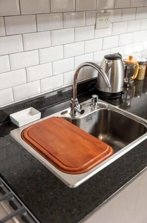 Fridge, microwave, oven, stovetop - Amplio dpto-Hipodrome San Isidro (Acassuso)