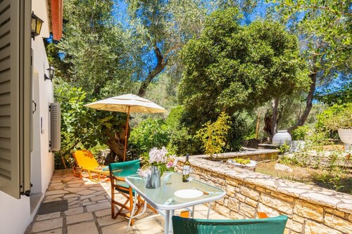 Stefanos Cottage - One Bedroom Apartment, Sleeps 2
