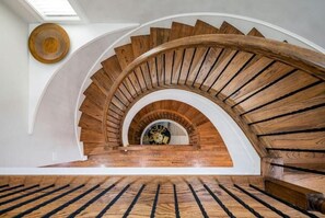 Interior - RIVER OAKS 🤩 4BR 3300 sq ft ❤️CLOSE TO EVERYTHING!! (Houston)