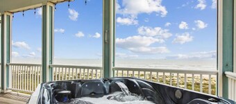 Beachfront House - Peaceful Beach - Dog Friendly! - Elevator and Hot Tub!