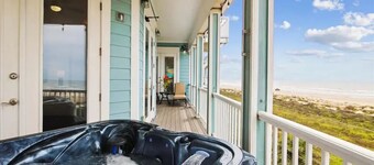 Beachfront House - Peaceful Beach - Dog Friendly! - Elevator and Hot Tub!