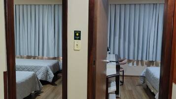 Apartamento Superior Conjugado | 10 chambres, minibar, bureau, rideaux occultants