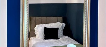 Hindmarsh Apartment