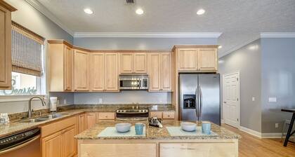 right next to beach 4-bed 4-bath home sleeps 16+ 10 steps to pool game room