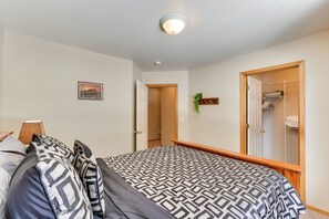 2 chambres, fer et planche Ă repasser, accĂšs Internet, draps fournis
