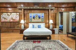 5 quartos, ferros/tábuas de passar roupa, Wi-Fi de cortesia