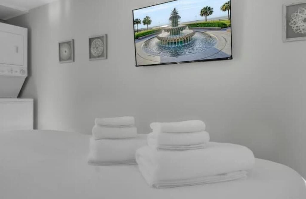 1 chambre, bureau, fer et planche à repasser, Wi-Fi gratuit