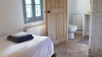 2 chambres, fer et planche Ă repasser, lit parapluie, Wi-Fi gratuit