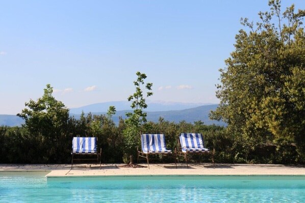 Outdoor pool - 2 Bedroom Private vacation home in Saignon (Saignon)