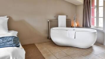 3 chambres, fer et planche Ă repasser, Wi-Fi gratuit, draps fournis