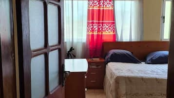 8 quartos, Wi-Fi, roupa de cama