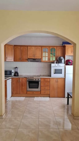 Cuisine privée. 5 Minutos de Praia de Mar. Apartamento Familiar Espaçosa