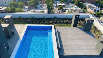 Alberca al aire libre por temporada